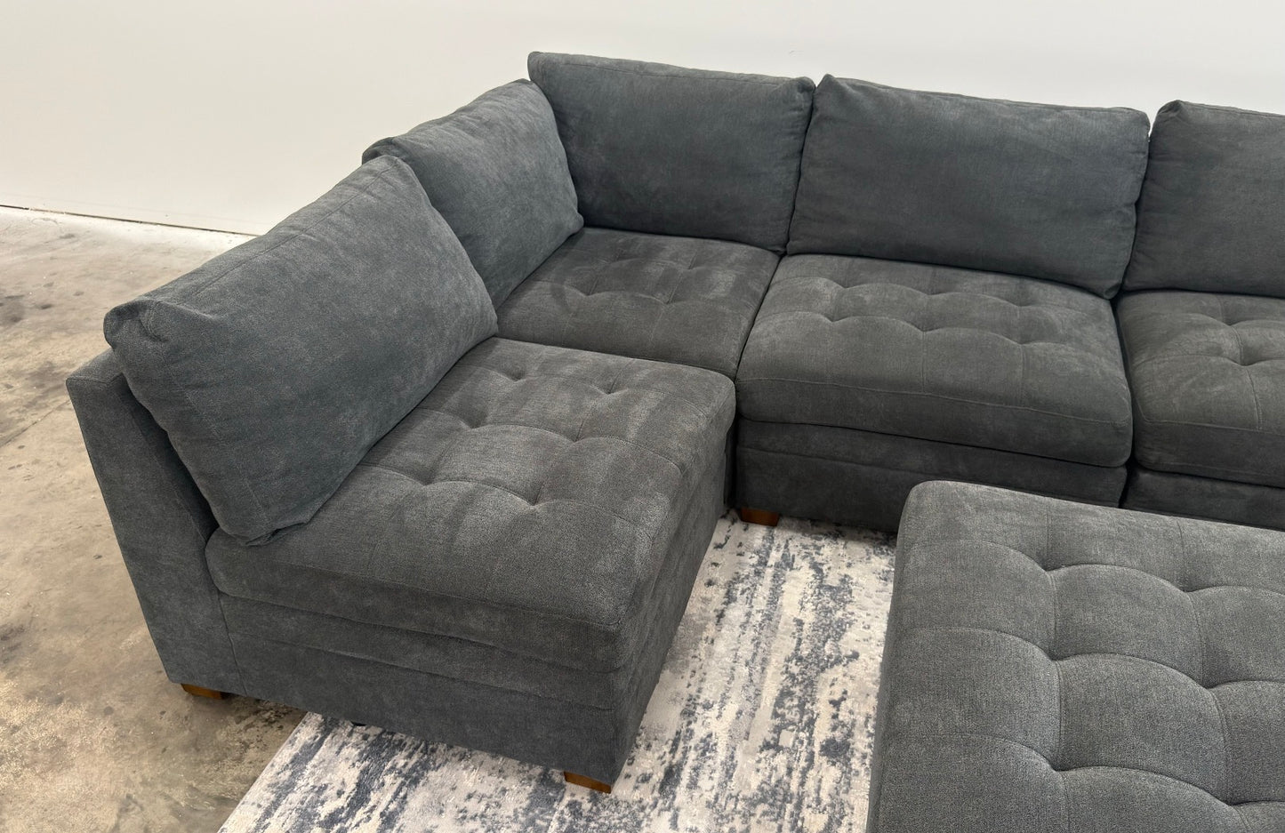 Tisdale 6 Piece Modular Sectional & Ottoman