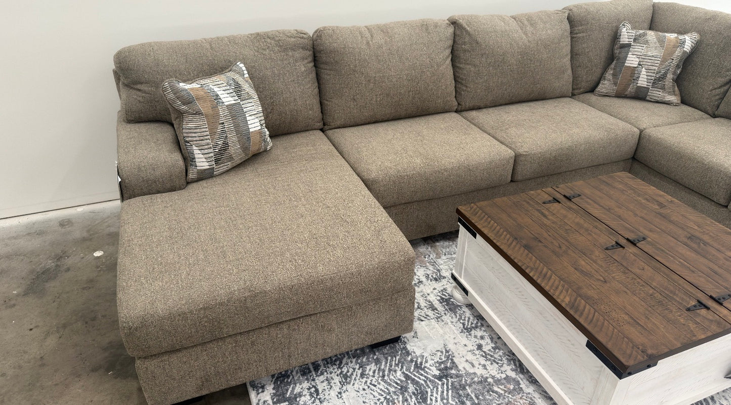 Newellen 3 Piece Sectional