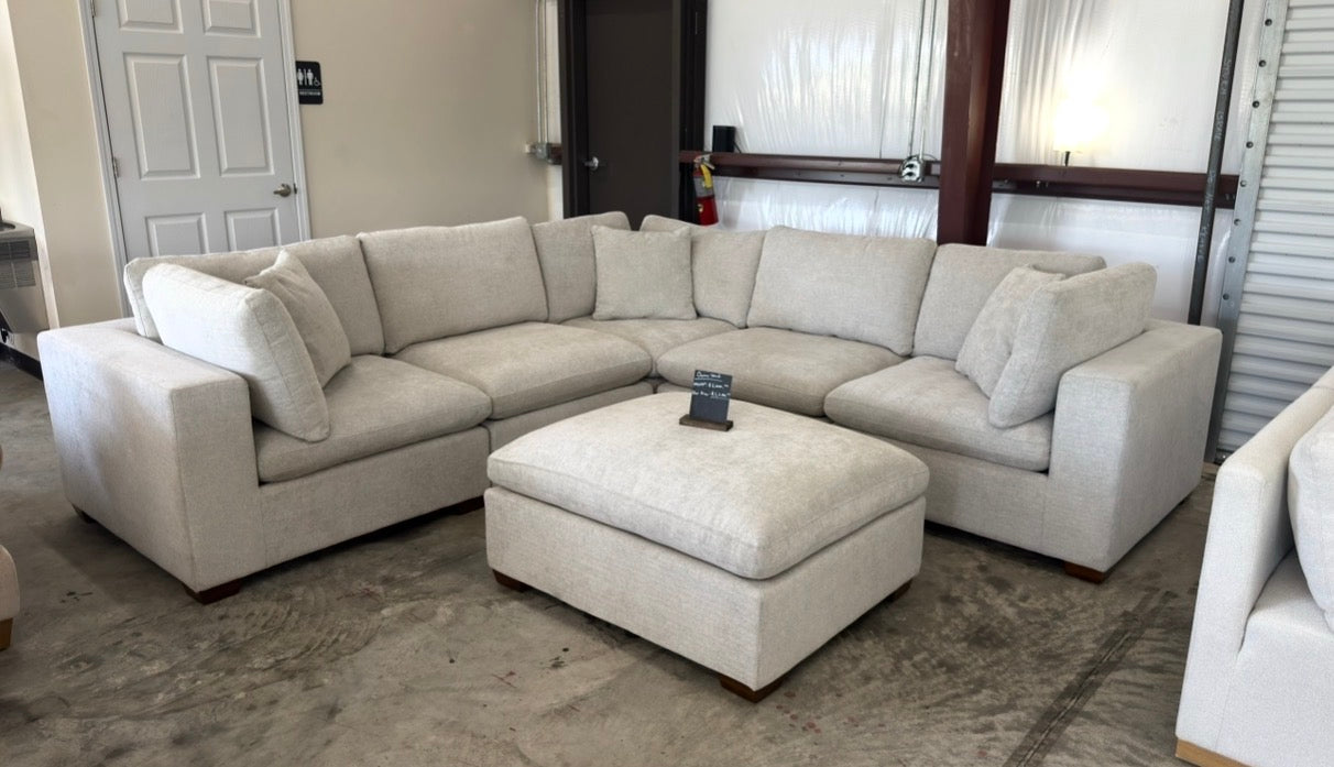 Thomasville Lowell 6-piece Modular Sectional - Light Gray