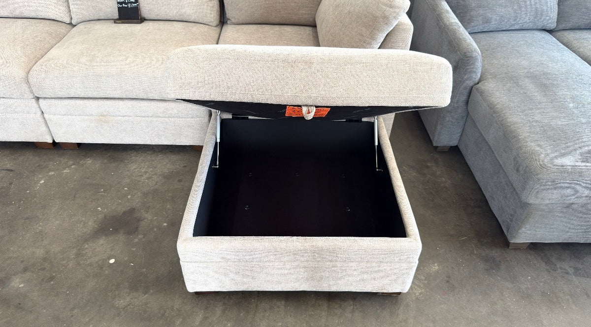 Thomasville Tisdale Modular Sectional 6-piece Taupe with Storage Ottoman